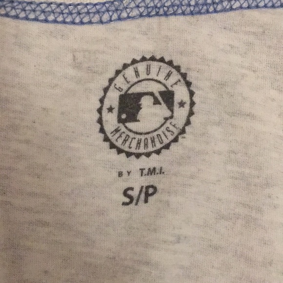 Toronto Blue jays basketball t-shirt - Picture 2 of 2